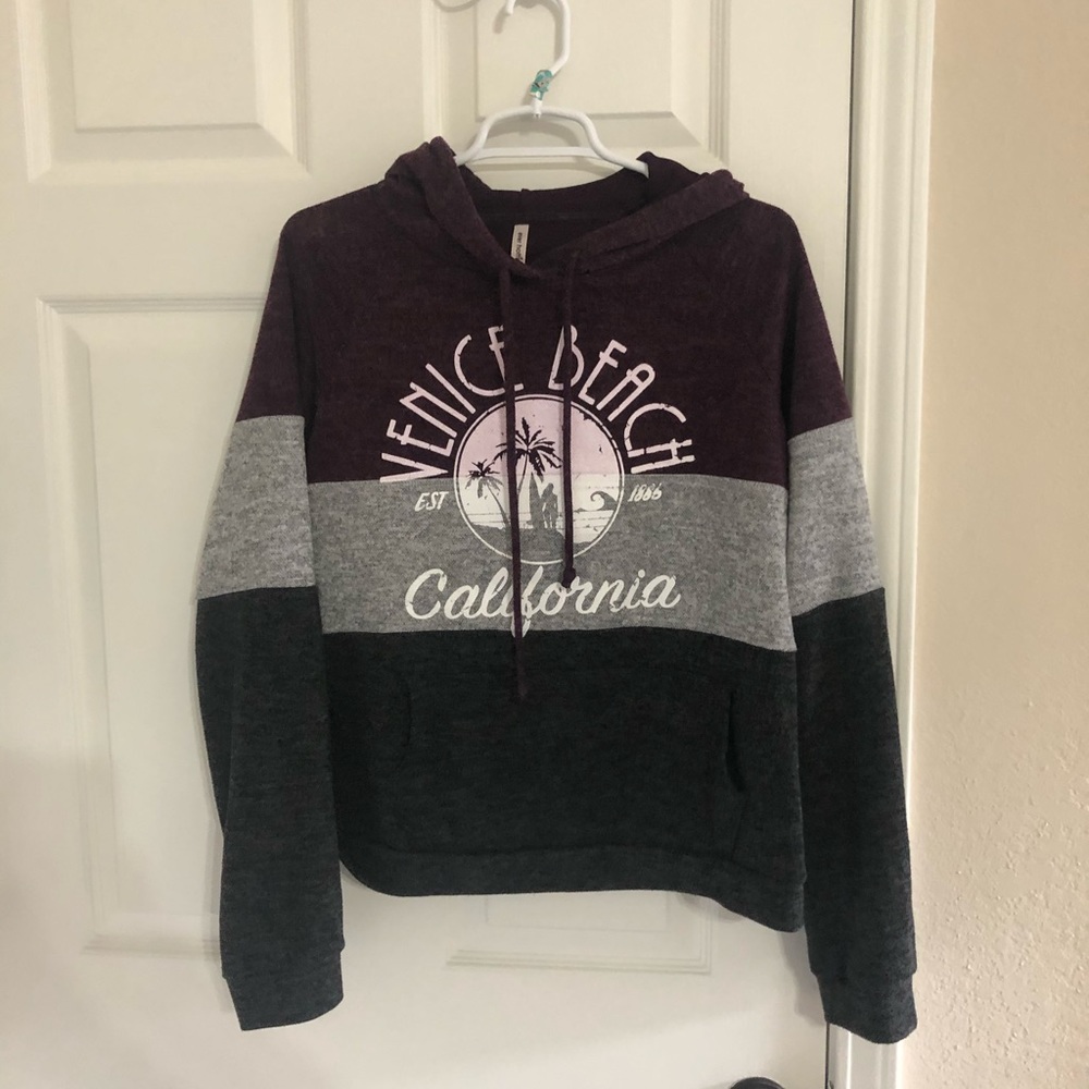 LAST CHANCE Ever Hottie Venice Beach Hoodie Medium Women’s Colorblock Sweatshirt